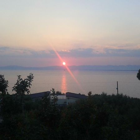 Thelgi Villa Каламата Екстериор снимка