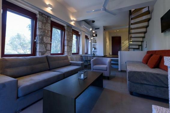 Thelgi Villa Каламата Екстериор снимка